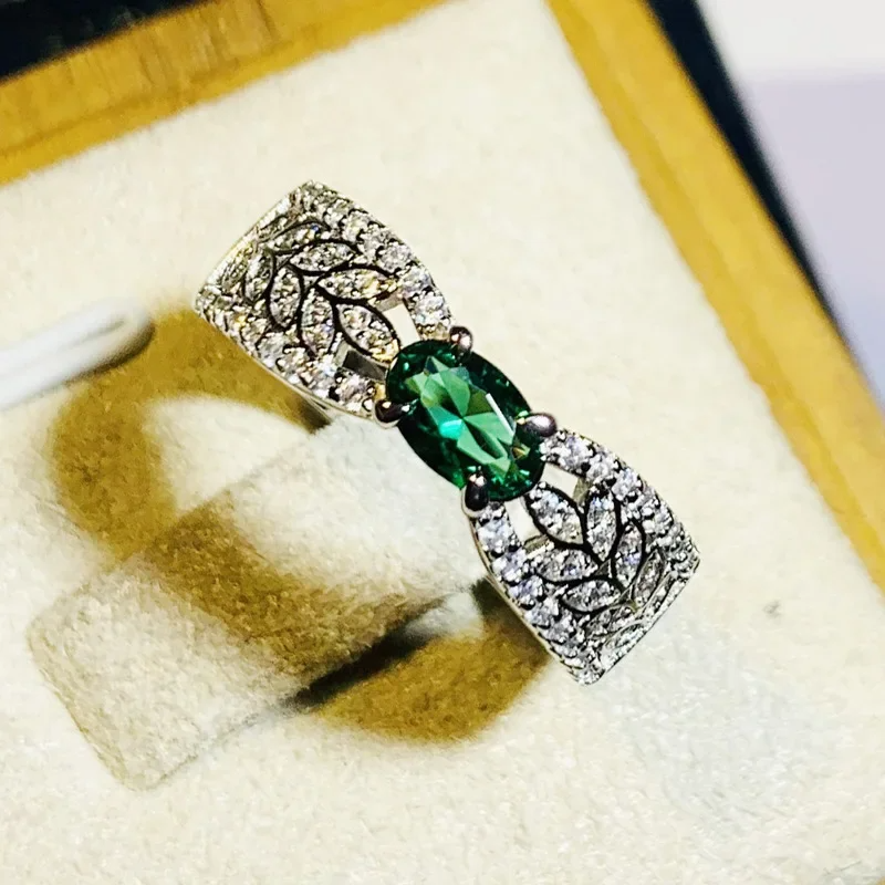 Leaf Oval Green Zircon Luxury Ring - Magada Store 