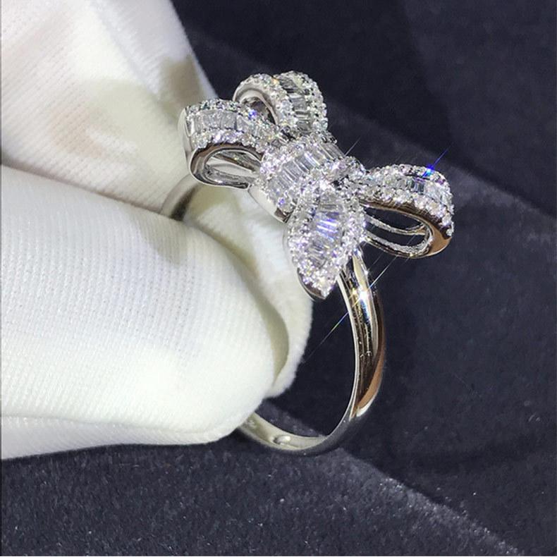 Luxury Full Rhinestone Bow Zircon Ring - Magada Store 