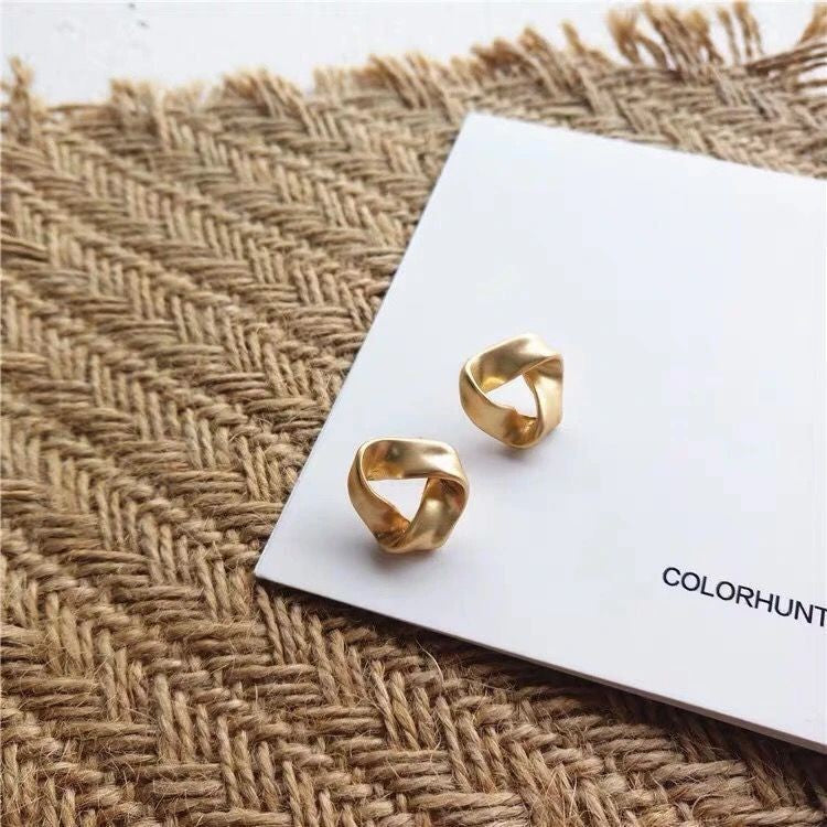 French Geometric Clip-on Earrings - Magada Store 
