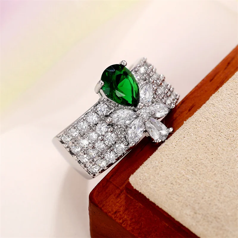 Green Crystal Zircon Luxury Full Rhinestone Ring - Magada Store 
