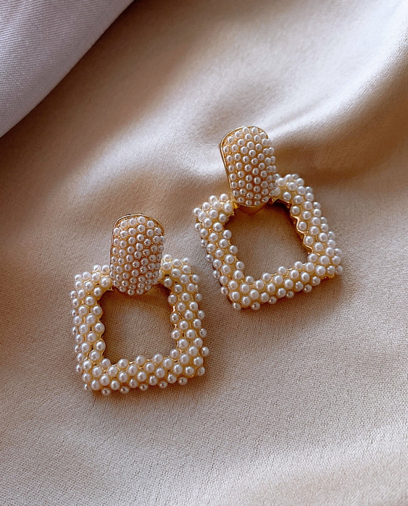 Pearls Square Elegant Drop Earrings - Magada Store 