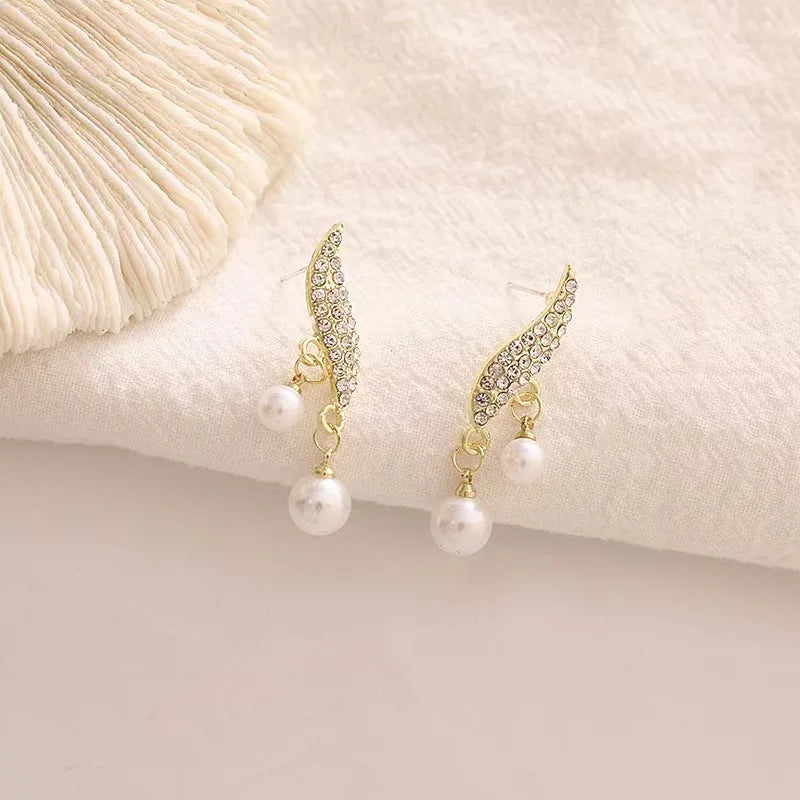S Shape Crystal Leaf Drop Earrings - Magada Store 