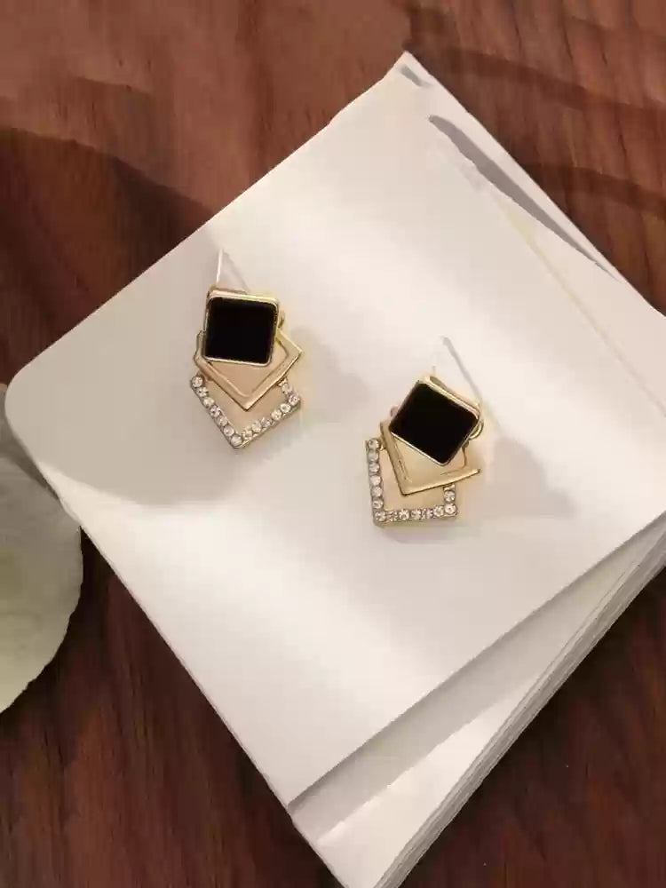 Gold Geometric Stud Earrings - Magada Store 